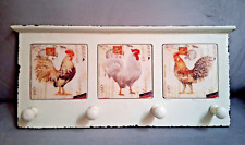 WOODEN SHABBY CHIC KEYRING LEAD HOLDER HOOK WITH CERAMIC COCKEREL CHICKEN PANELS