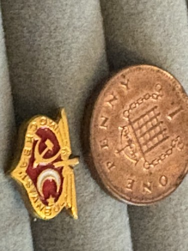 Hammer sickle russian - russian, pin