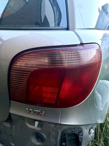 Genuine toyota yaris sport - t,
