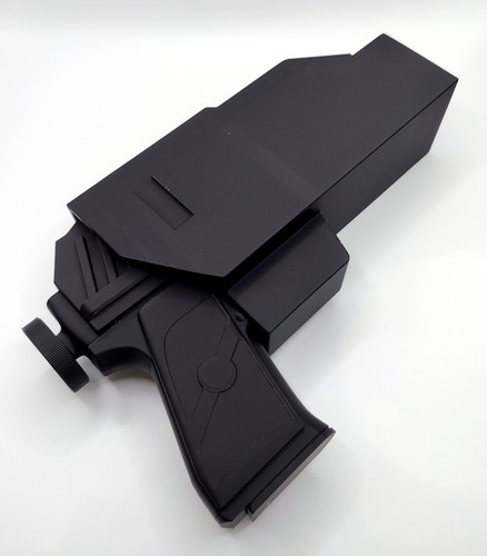 Pistol with holster - ,