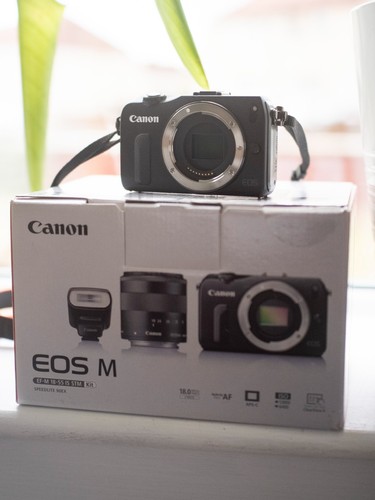 Canon eos mirrorless digital - eos,