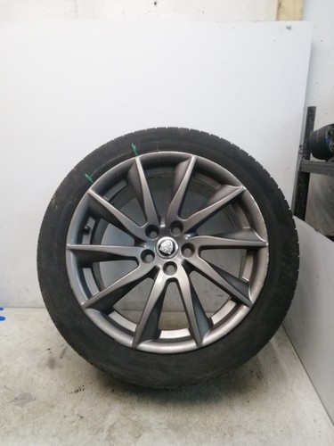 Jaguar x250 alloy wheel - jaguar, 18"