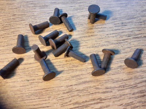 Flat head steel rivets x - head, 1/8"