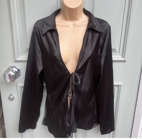 Zara black solid - solid, v-neck