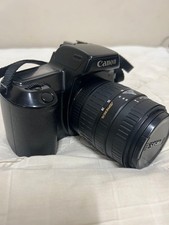 Canon Eos 1000F Slr Camera