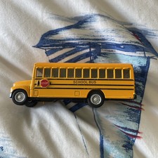 Kinsfun American School Bus, Pull Back Action, 12.5cm, Die Cast, Yellow, Rare.