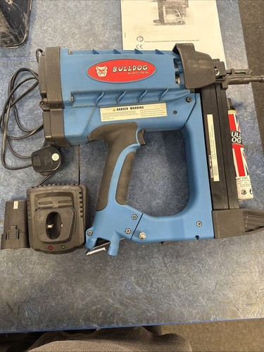 Bulldog gas nail gun - nail, rpg01a