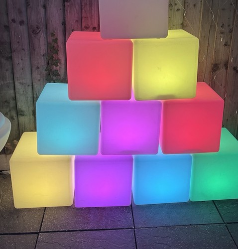 40cm light square cube - up,