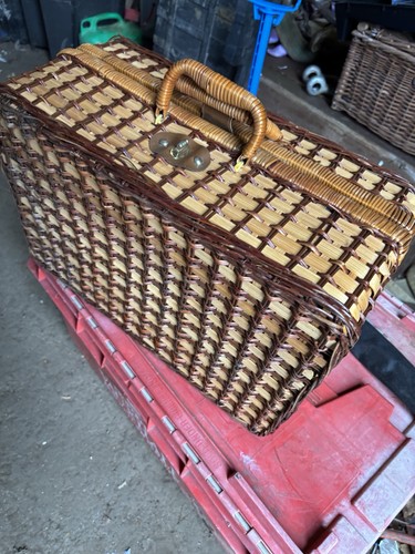 Vintage wicker picnic - vintage, basket