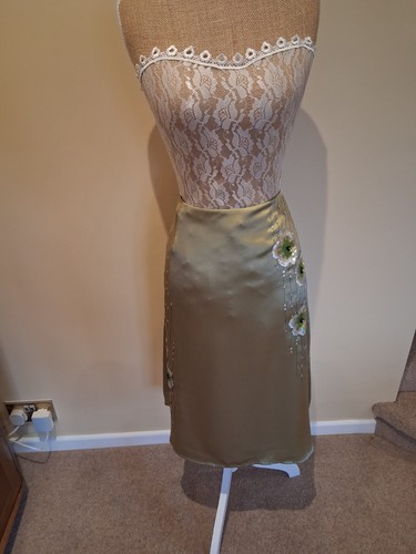 Stunning laura ashley - stunning,