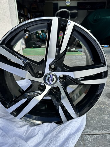 Brand new design - r, volvo