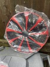 UNIVERSAL FIT WHEEL TRIMS HUB