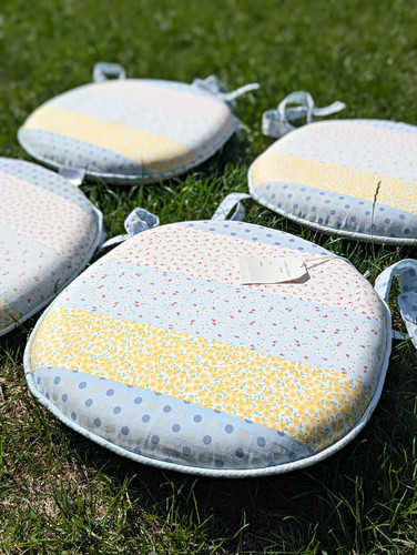 Laura ashley ditsy floral - ditsy,