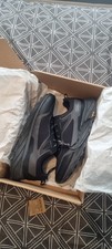 UK 12 jack wolfskin walking shoes/trainers 