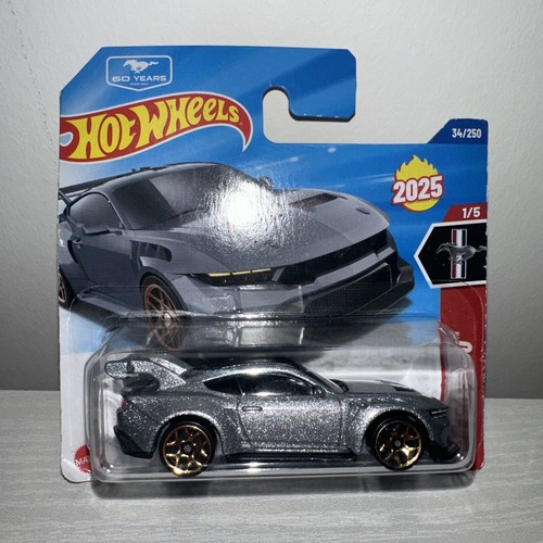 Hot wheels mustang series - mustang,