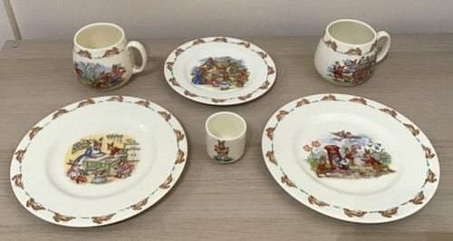 Rare royal doulton bunnykins - royal,