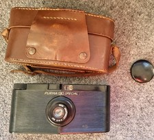 Purma Special Vintage 1940s Camera Bakelite Body Leather Case operates GoodCond 