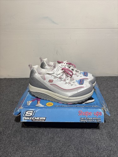 Nwt skechers women - nwt, women’s