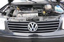 VW Polo 6N2 VW sign radiator