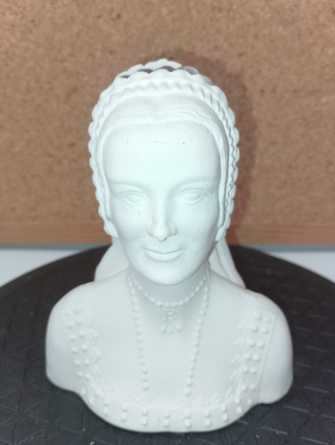 Unpainted ceramic bisque ann - bisque,