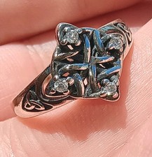 Celtic Witches Knot S925
