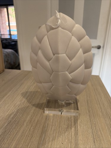 Bnwt tommy bahama white turtle - white,