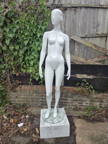 Full size female fibreglass - size,
