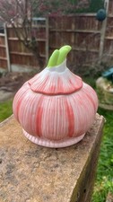 Vintage Style Onion Garlic