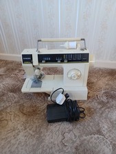 Singer Samba 6215 Sowing Machine with Foot Pedal And Cover