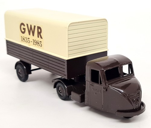 Budgie 14cms scammell scarab - scammell,