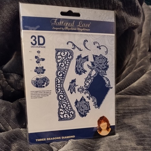 Tattered lace die set - die, three