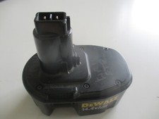 DEWALT 14.4V NI-CD BATTERY DE9092 2.4ah - For Spares or Repair - Not Working