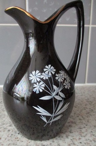 Vintage black wade - wade,