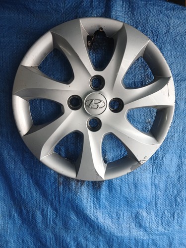 Hyundai i10 wheel trim - 1,