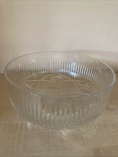 Vintage Glass Fruit Bowl In Very Good Condition