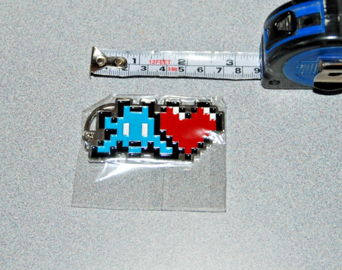 Invader heart keychain print - invader,