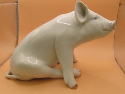 Royal copenhagen sow - pig,, by