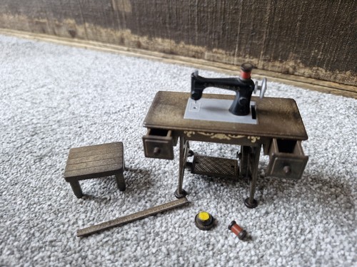 Sylvanian families sewing - sylvanian,