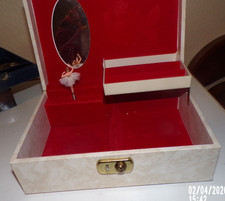 White Jewellery Box Organizer