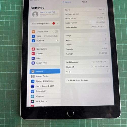 Apple ipad air 2nd gen - 2nd,