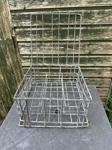 Vintage galvanised pot - galvanised,