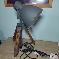 Tripod Type Table Lamp | Grey