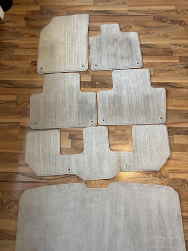 Genuine volvo xc90 - car, mats