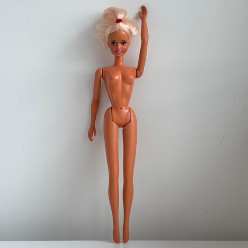 Sindy swimming doll vintage - doll,