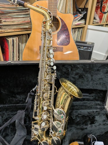 Earlham alto saxophone with - alto,