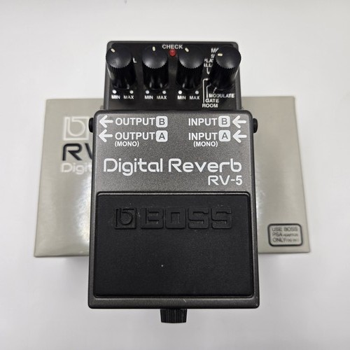 Boss digital reverb - boss, rv-5