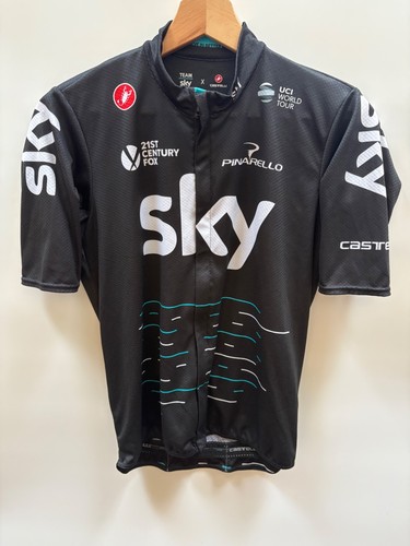 Team sky podio - sky, medium