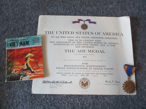 Vietnam war air medal - air, medal+named