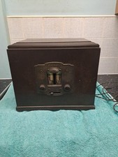 Vintage Original Wooden Columbia Valve Radio 