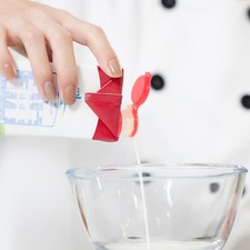  Milk Bottle Pourer Bottle